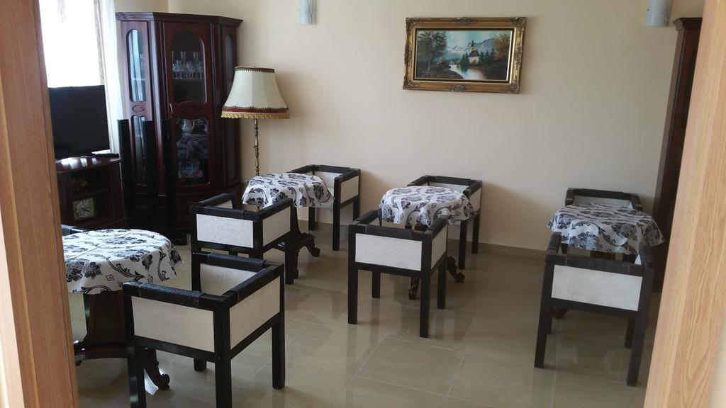 Family Pension Арад Экстерьер фото