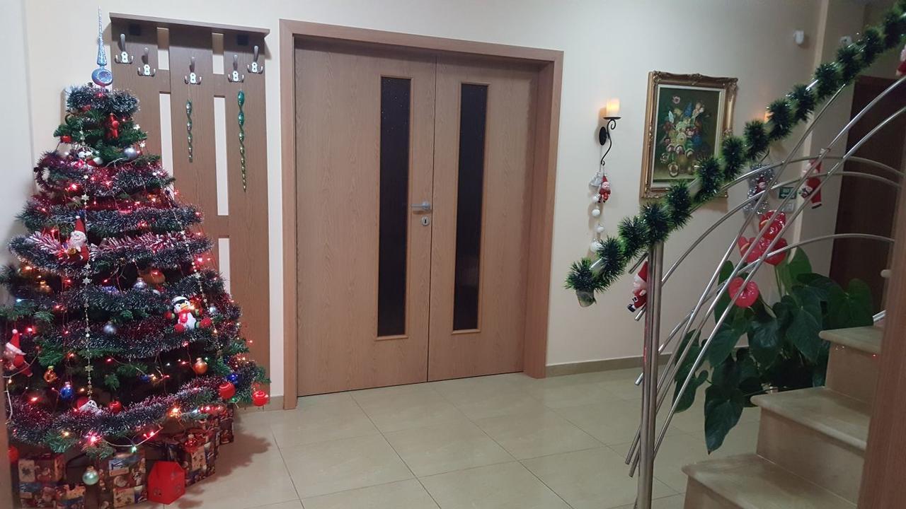 Family Pension Арад Экстерьер фото